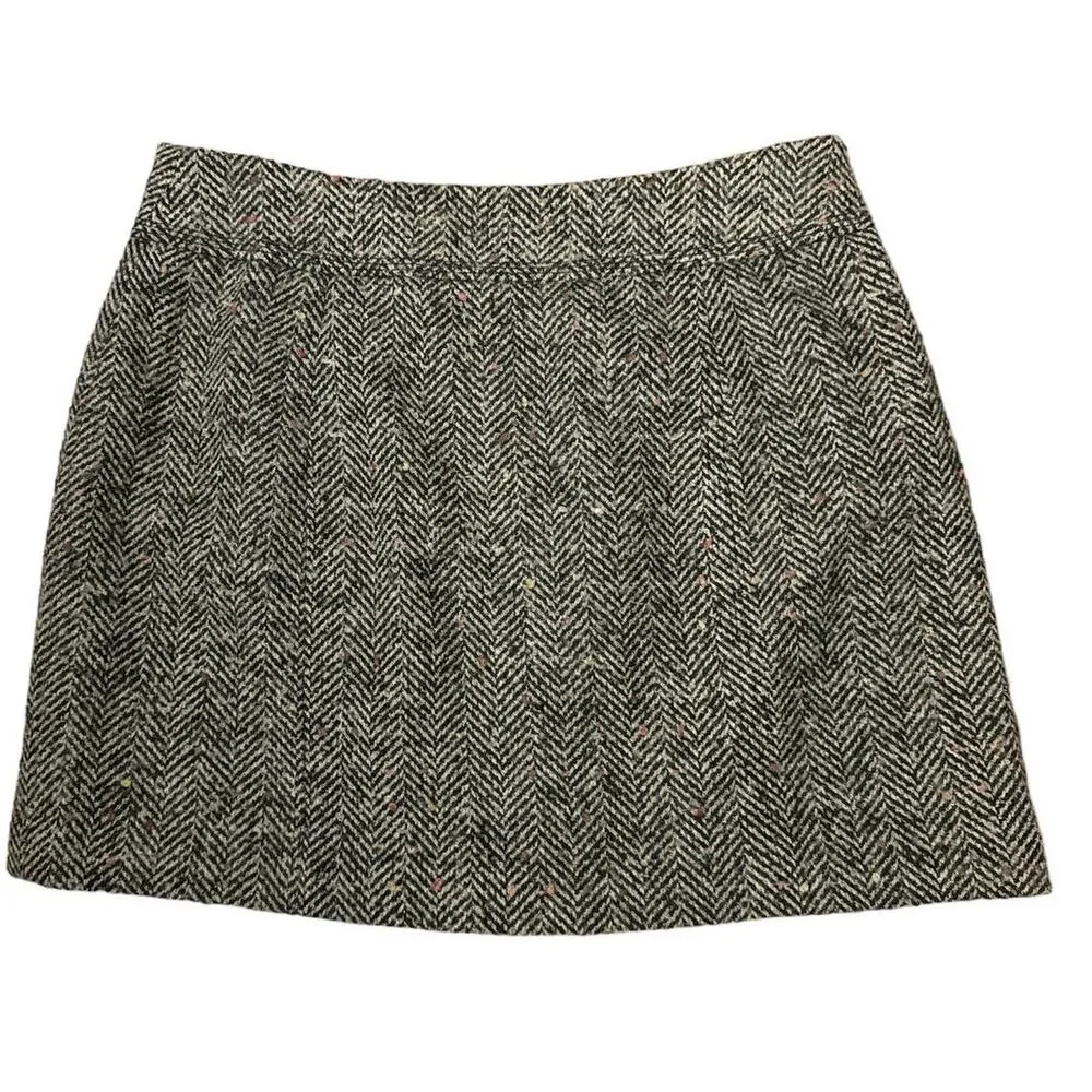 Loft Herringbone Wool wrap buttoned mini skirt size 8